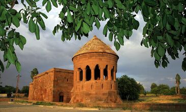 VAN - BİTLİS  - AHLAT - DOĞU BEYAZIT - IĞDIR TURU