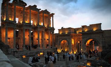 25 HAZİRAN 2026 MUHTEŞEM IŞIKLAR İÇİNDE GECE EFES TURU